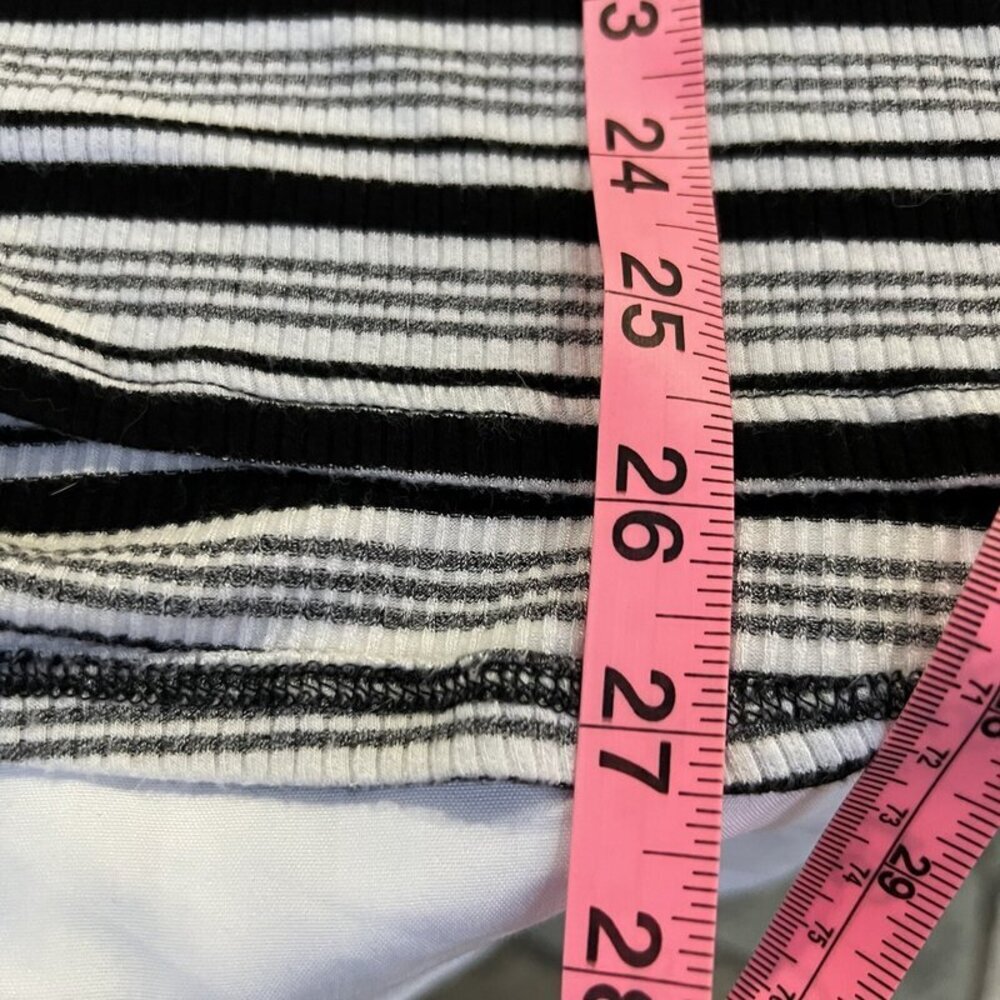 Sunday - Women's Black and White Striped Stretch Scoop Neck Tunic Plus Size 1X - Picture 16 of 16
